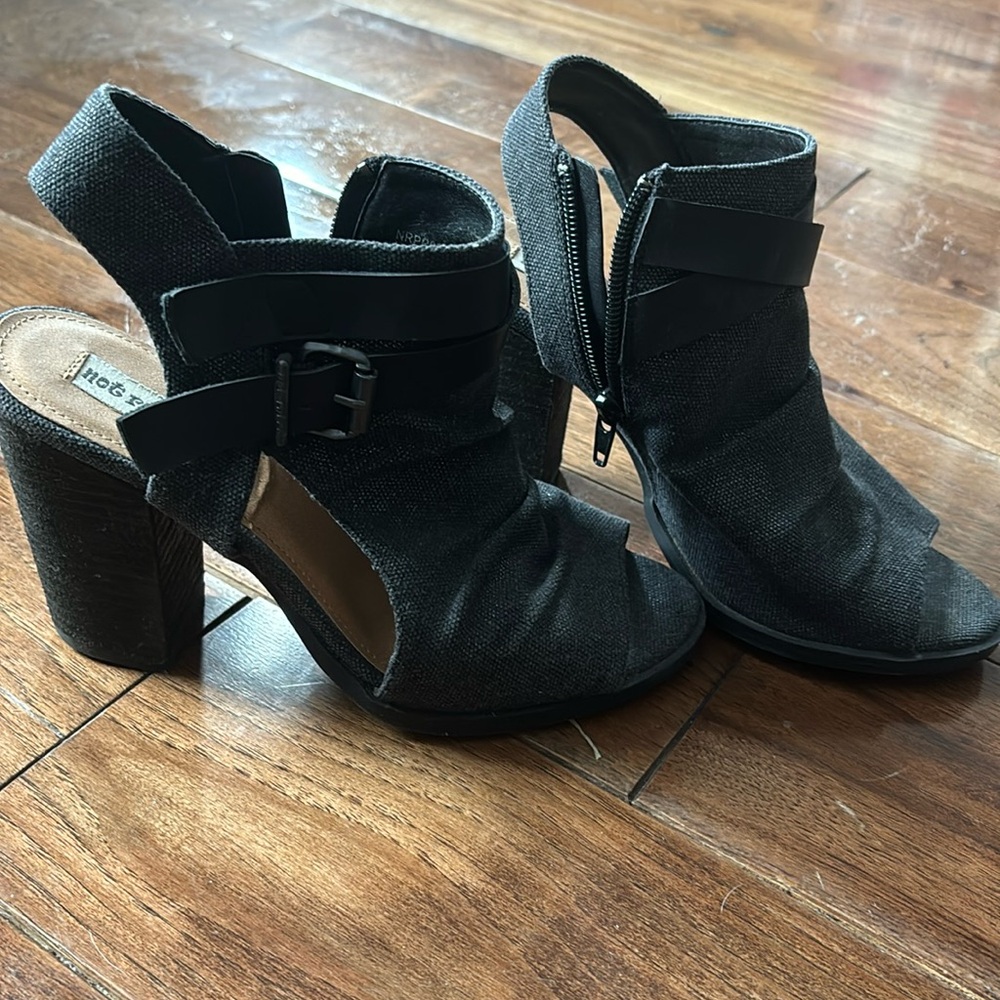 Size 7 used condition